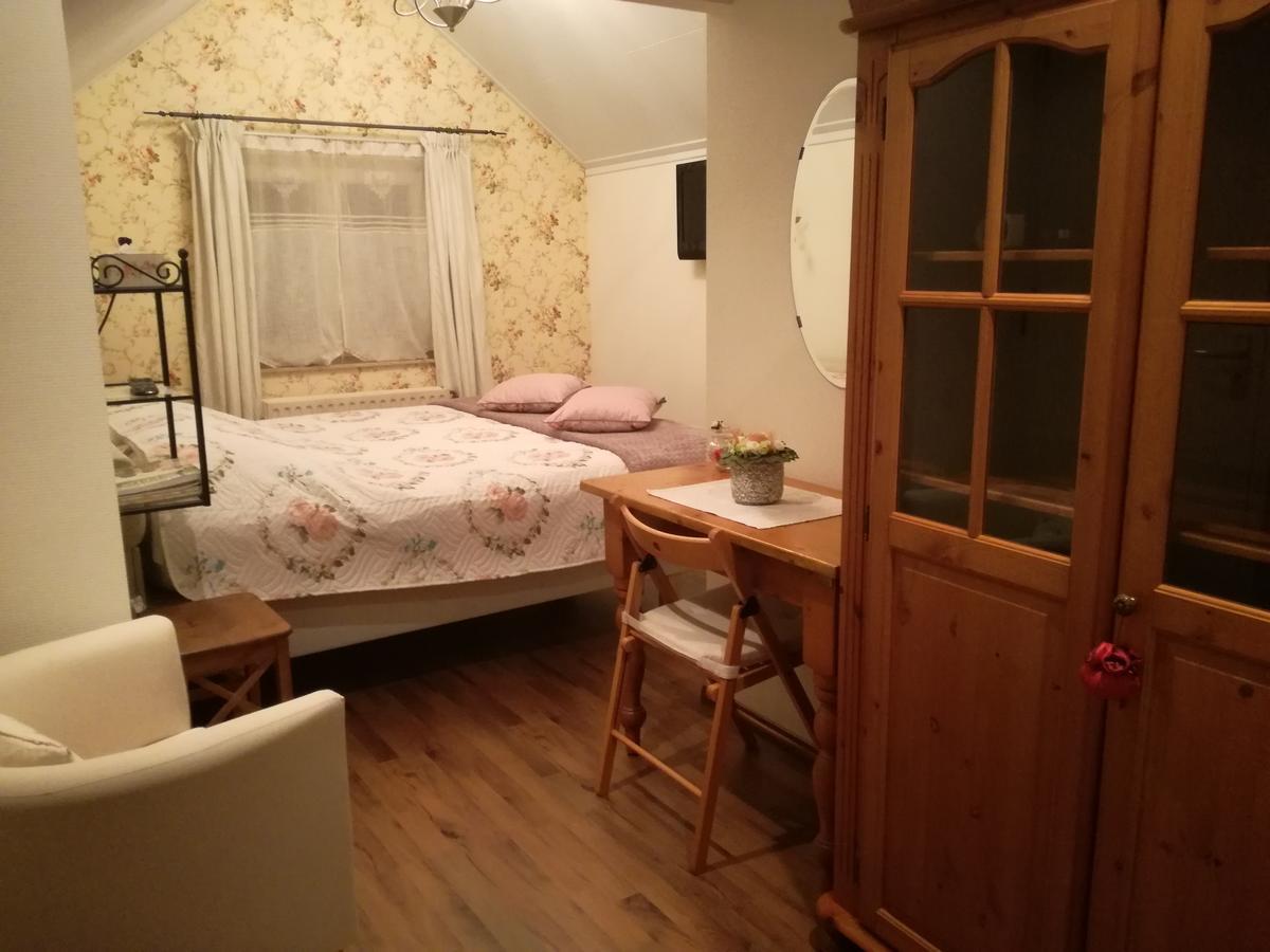 La Rose Bed and Breakfast NeerNeerpelt Eksteriør billede