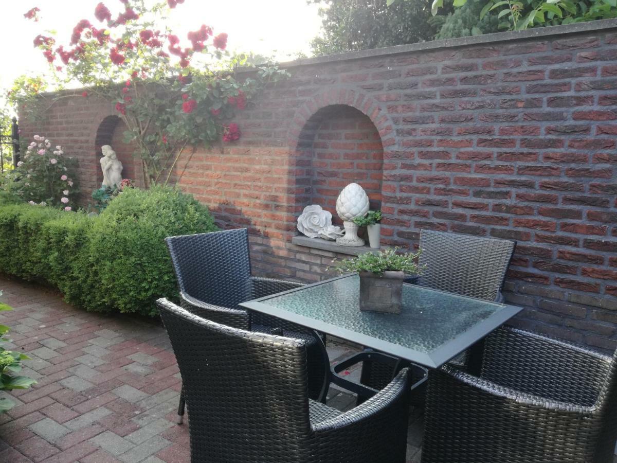 La Rose Bed and Breakfast NeerNeerpelt Eksteriør billede