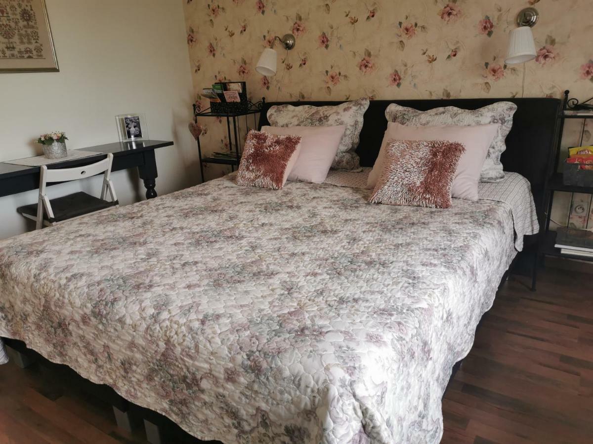 La Rose Bed and Breakfast NeerNeerpelt Eksteriør billede